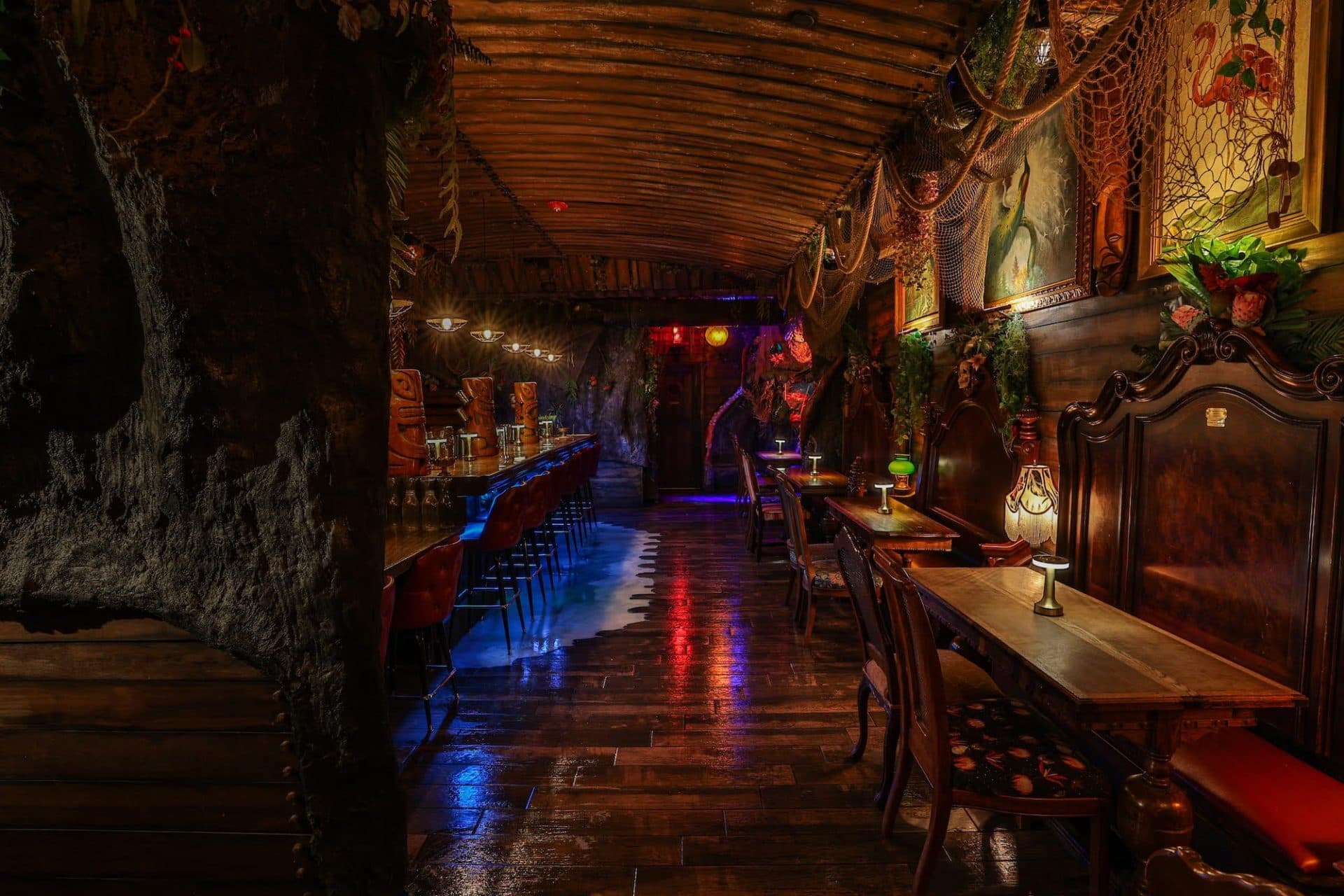 Strong Water Bar Image