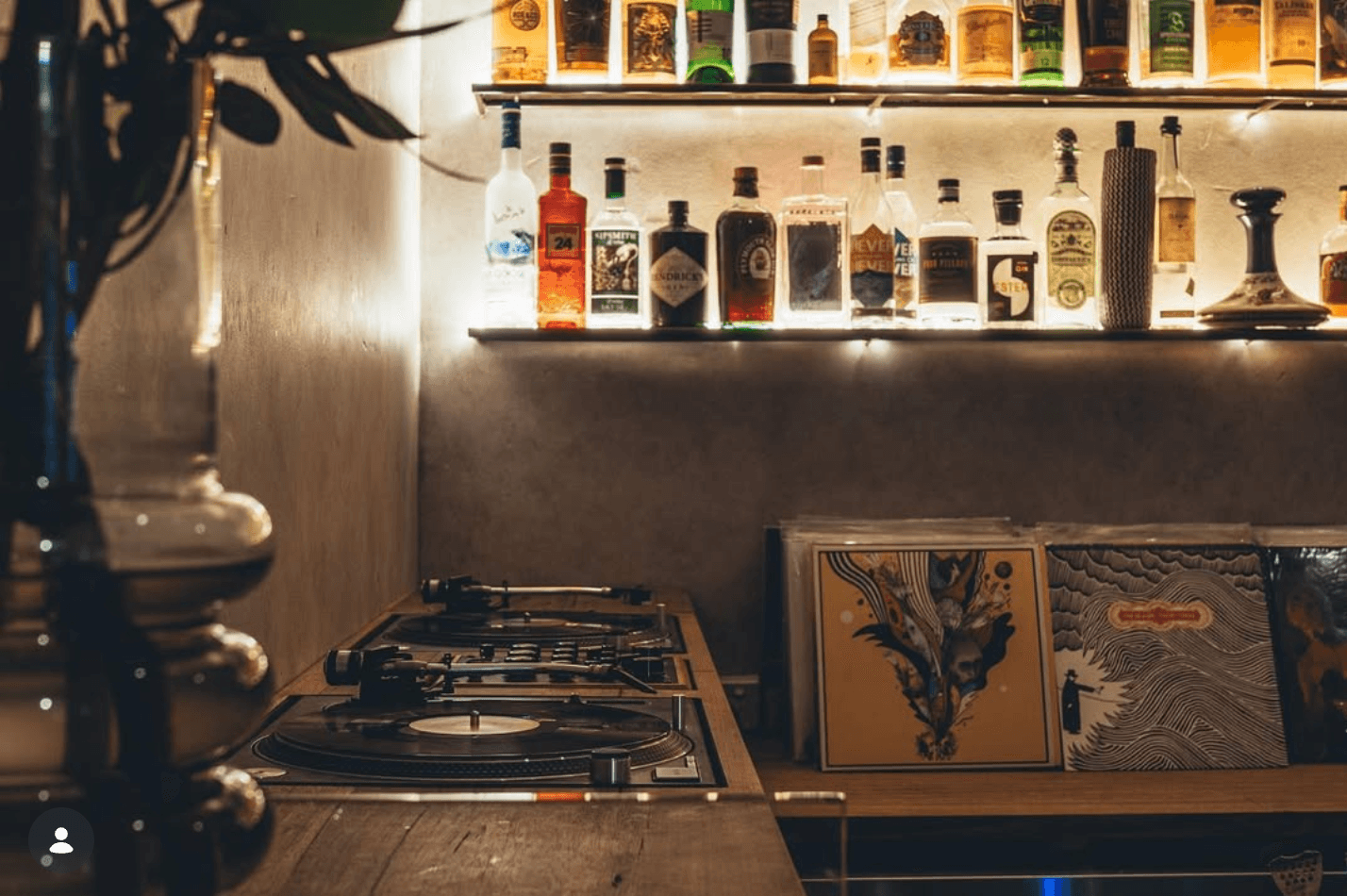 Caretakers Cottage Bar Image